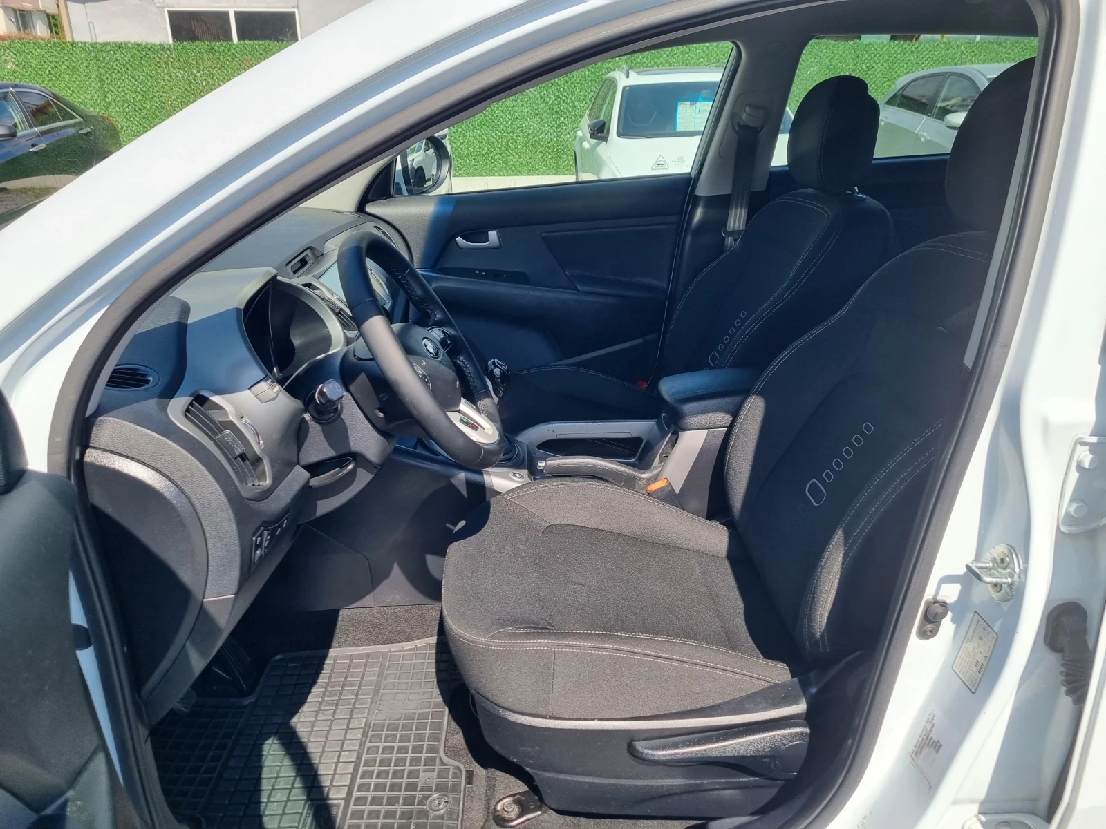Kia Sportage 1.6i ECO/GPL FACELIFT* NAVI*  - изображение 8