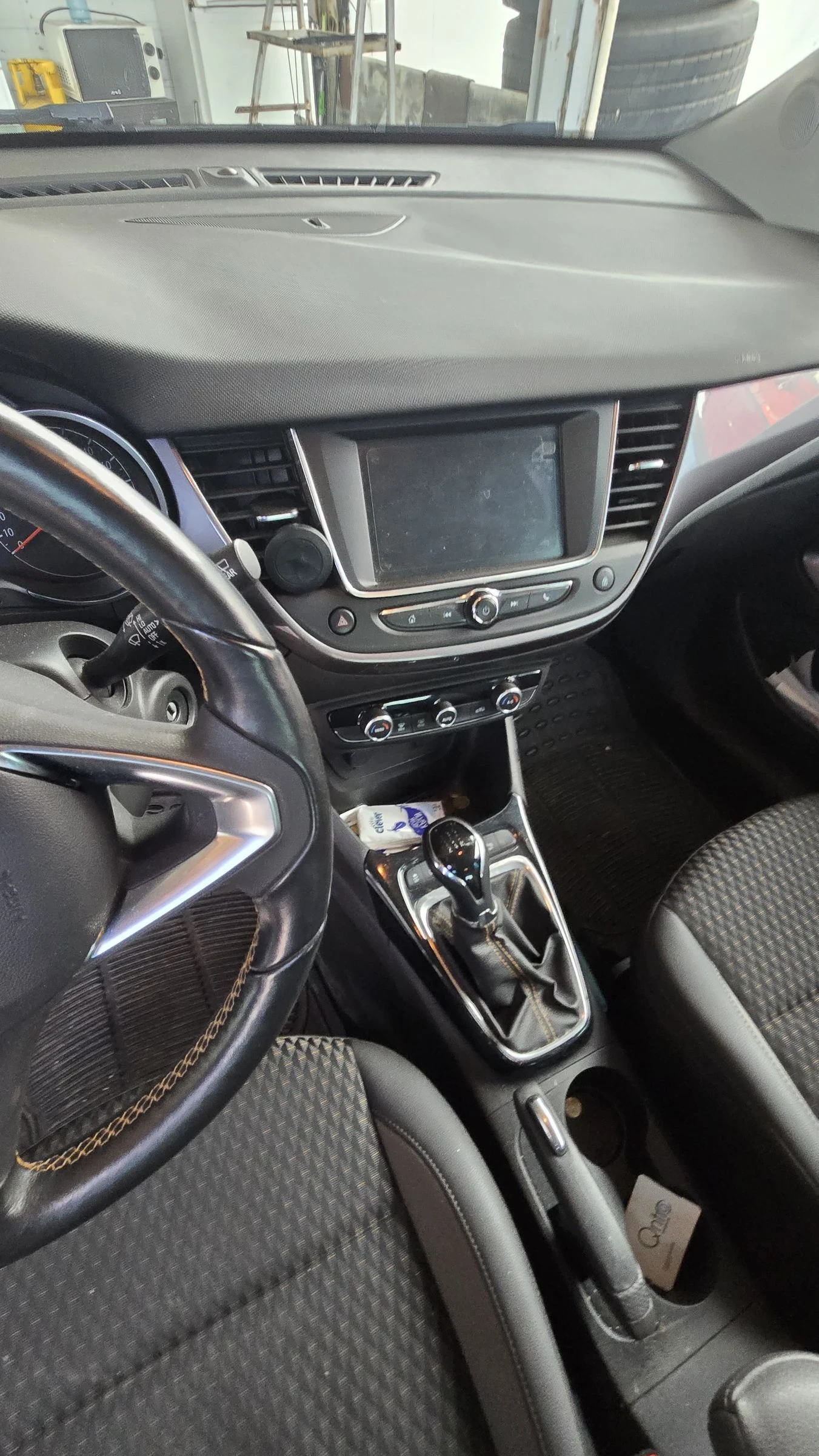 Opel Crossland X  - изображение 7