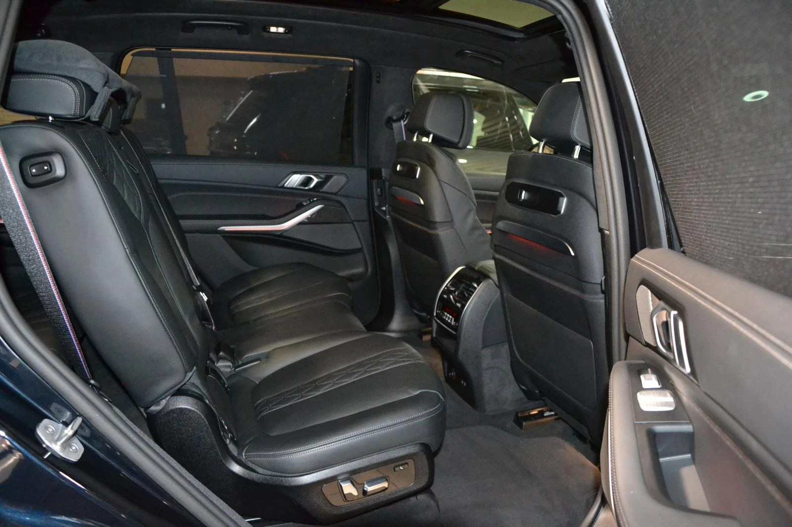 BMW X7 40d/xDrive/FACELIFT/M-SPORT/CARBON/H&K/EXCLUSIV/ | Mobile.bg � ����������� 11
