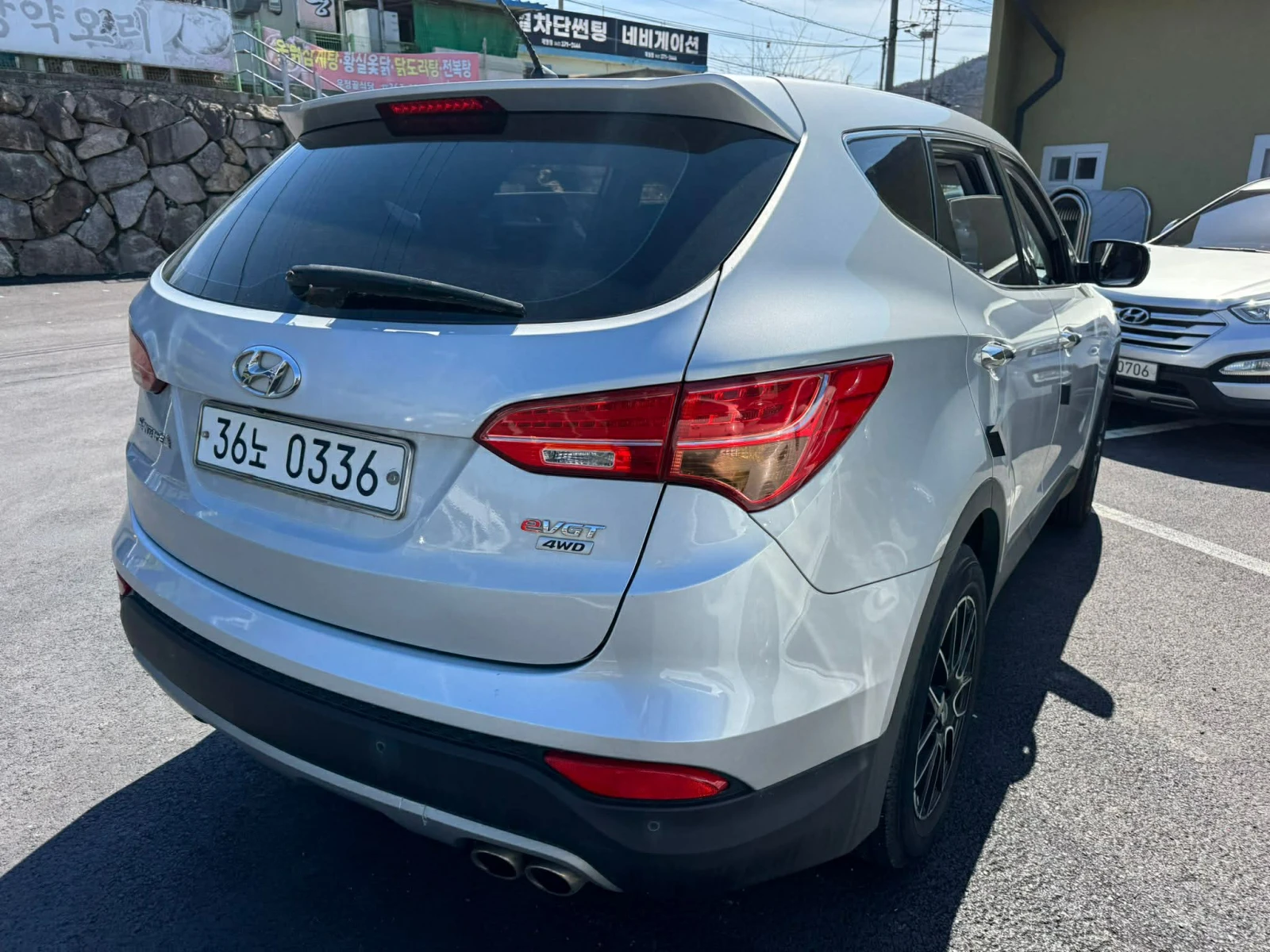 Hyundai Santa fe 2.0CRDI\4x4\Очакван внос !!!, снимка 5 - Автомобили и джипове - 53950902