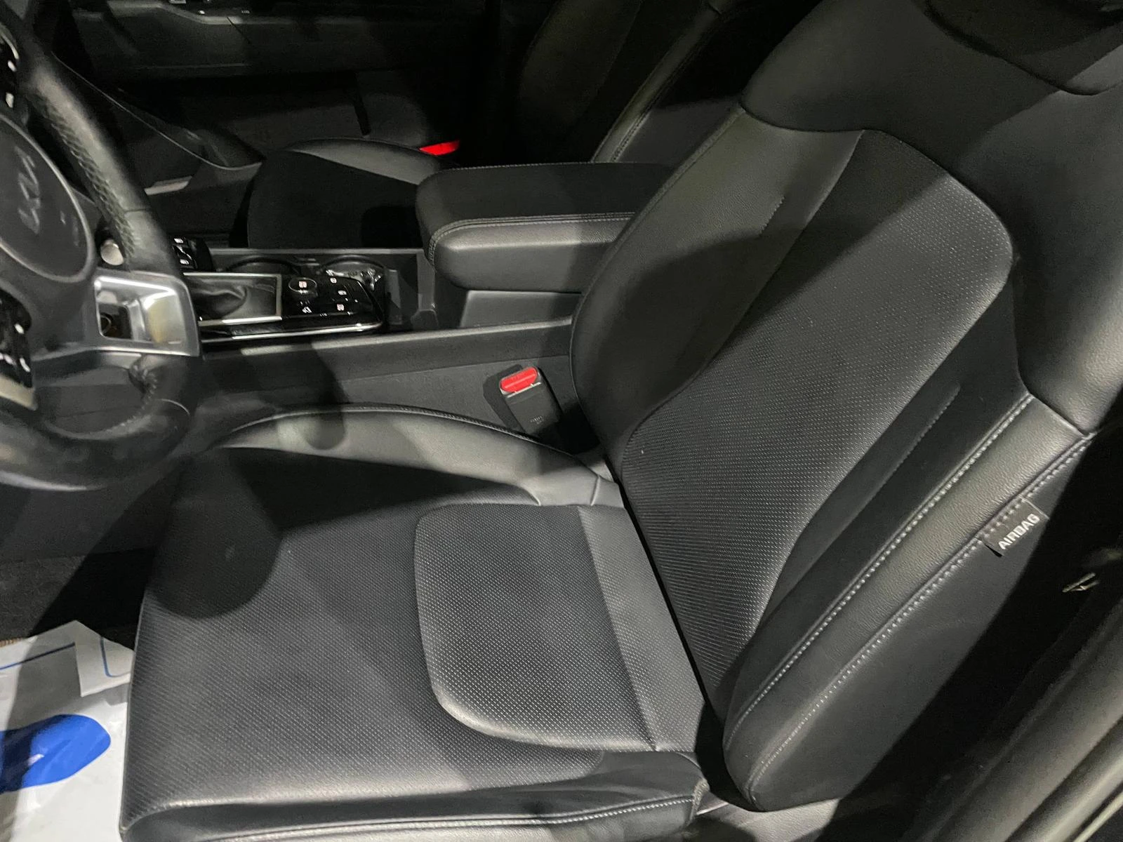 Kia Sportage 2.0D ! 2WD ! Prestige !, снимка 9 - Автомобили и джипове - 54136676