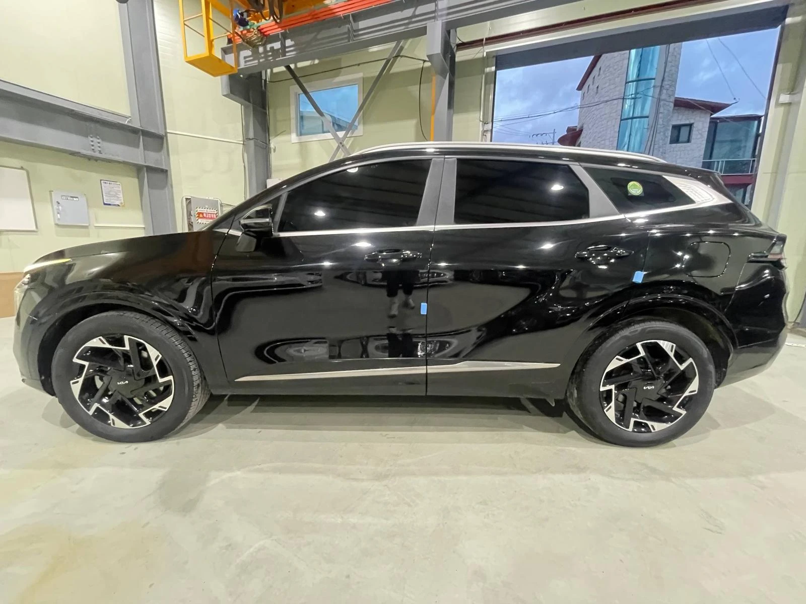 Kia Sportage 2.0D ! 2WD ! Prestige !, снимка 4 - Автомобили и джипове - 54136676