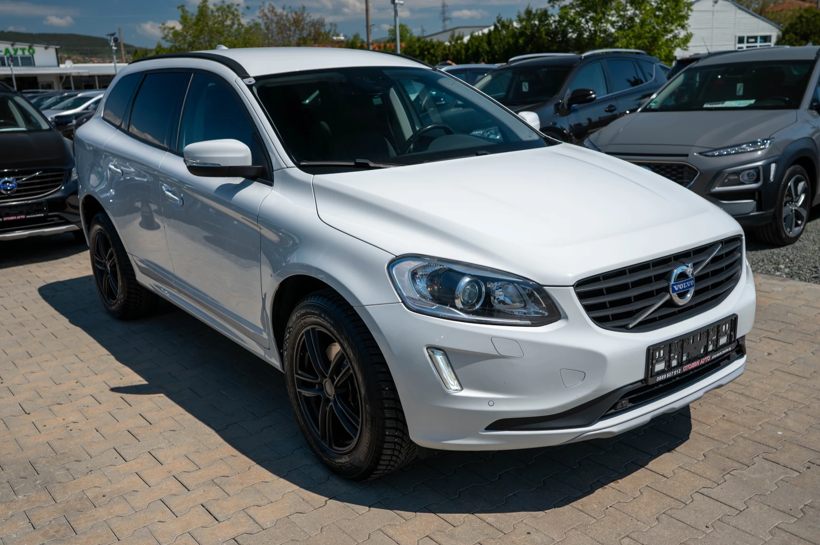 Volvo XC60 2.0* 150кс* LED* 2016г, снимка 5 - Автомобили и джипове - 54441626