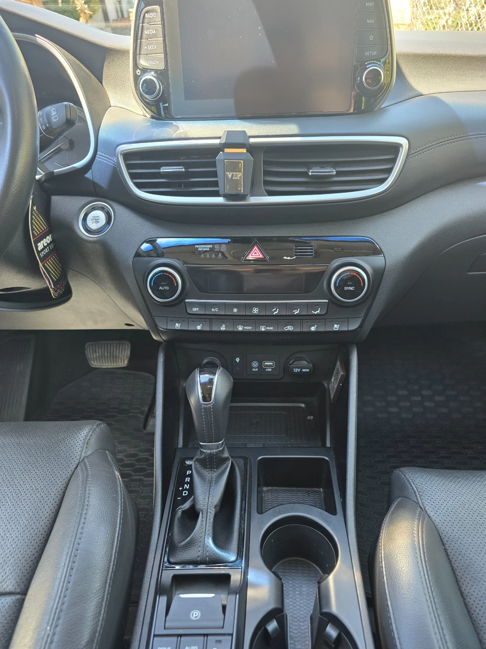 Hyundai Tucson, снимка 12 - Автомобили и джипове - 54719435