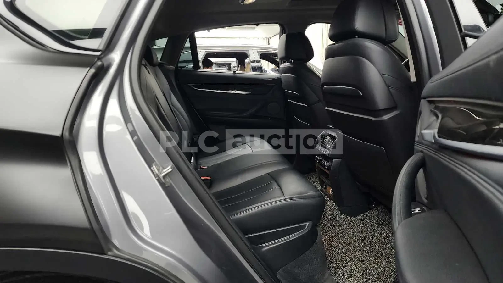 BMW X6 40D XDRIVE !!УНИКАТ!HEAD UP/360 !ПАНОРАМА, снимка 12 - Автомобили и джипове - 55066111