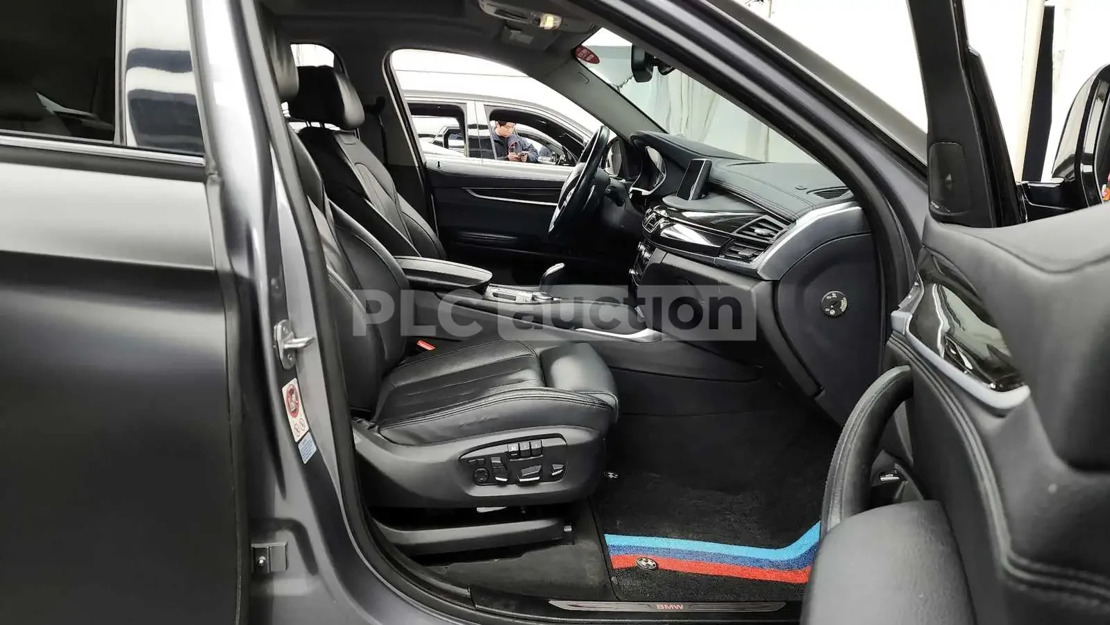 BMW X6 40D XDRIVE !!УНИКАТ!HEAD UP/360 !ПАНОРАМА, снимка 11 - Автомобили и джипове - 55066111