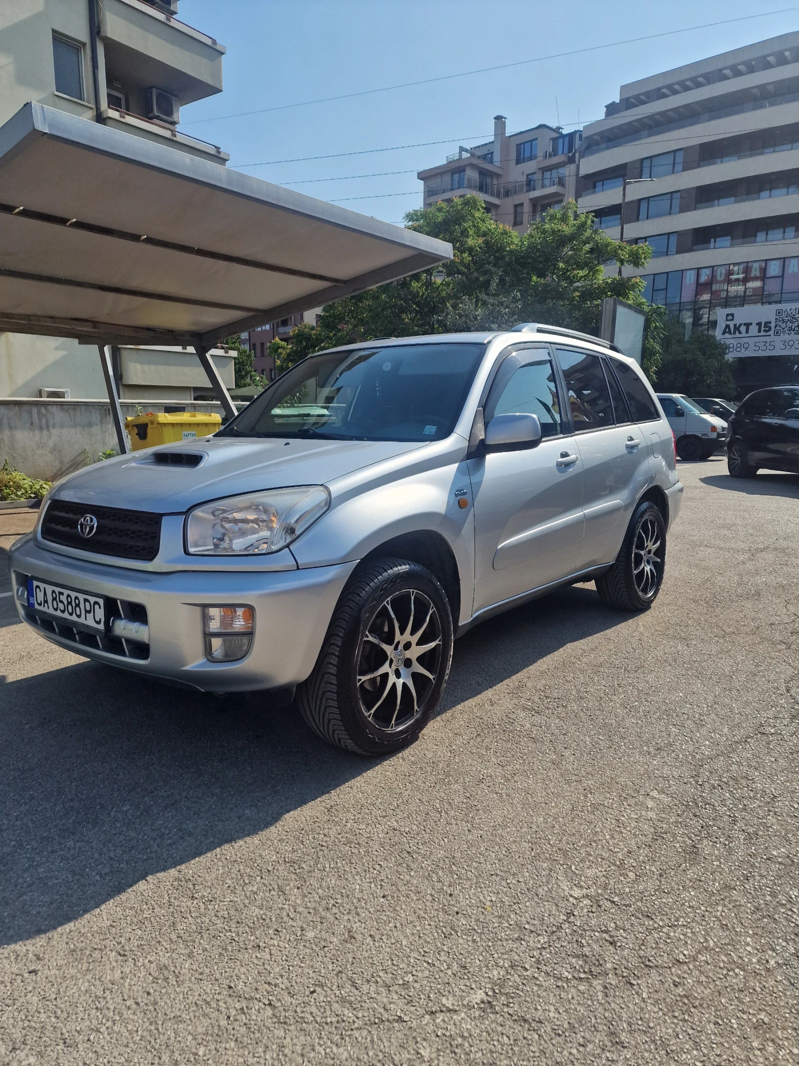 Toyota Rav4, снимка 8 - Автомобили и джипове - 55650423