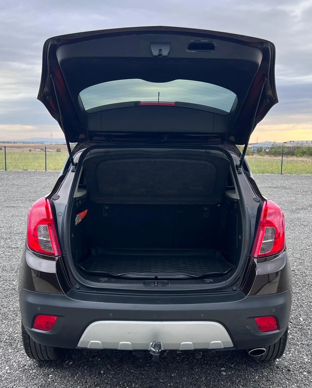 Opel Mokka 1.7CDTI 4x4 6ск/NAVI/КАМЕРА , снимка 14 - Автомобили и джипове - 56260859