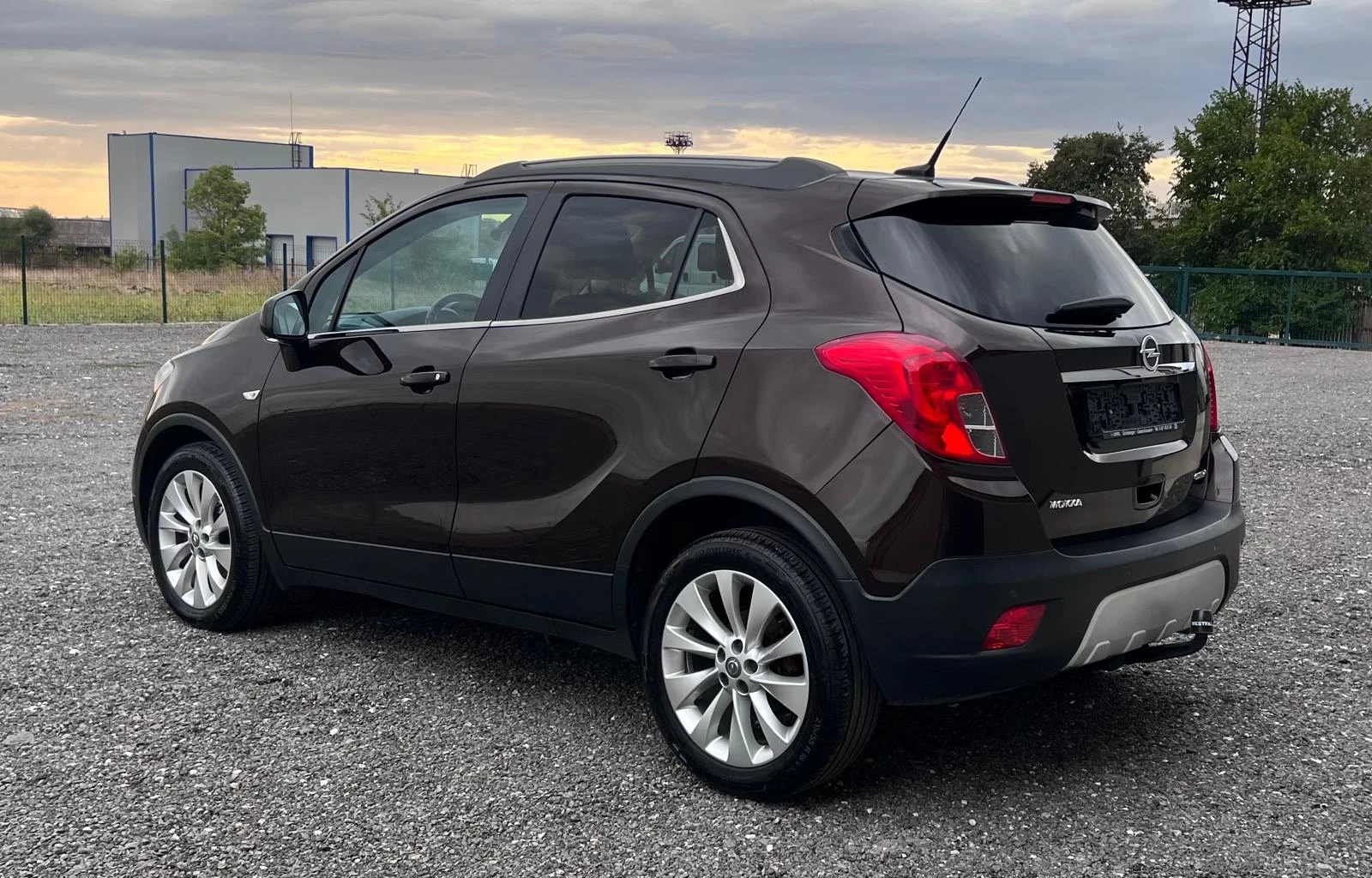 Opel Mokka 1.7CDTI 4x4 6ск/NAVI/КАМЕРА , снимка 4 - Автомобили и джипове - 56260859