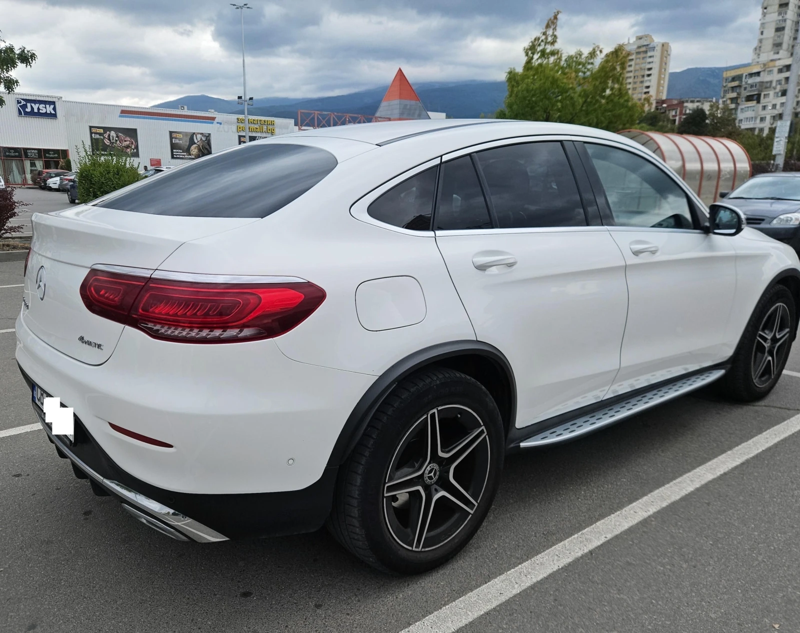 Mercedes-Benz GLC 300 4MATIC AMG 4x4 SUV Mild Hybrid, снимка 4 - Автомобили и джипове - 56275921