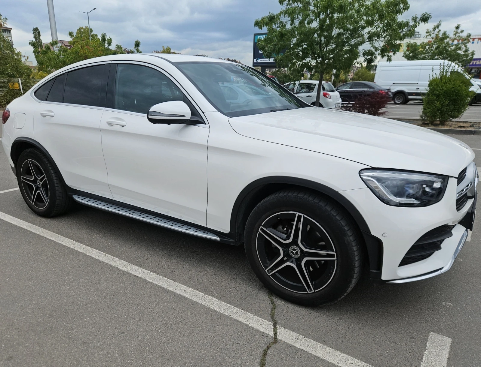 Mercedes-Benz GLC 300 4MATIC AMG 4x4 SUV Mild Hybrid, снимка 7 - Автомобили и джипове - 56275921