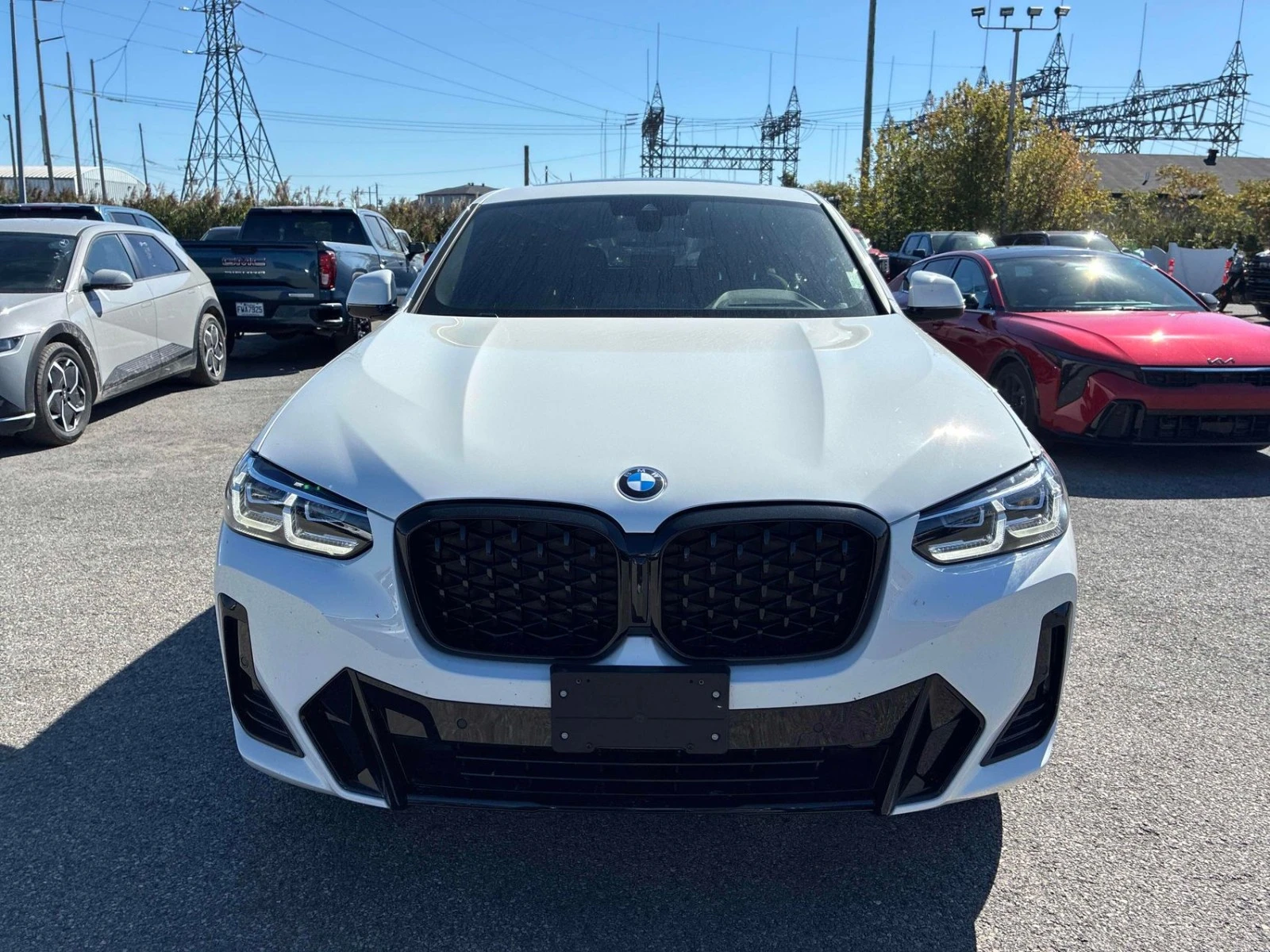 BMW X4 xDrive30i RED INT | No Accident, снимка 2 - Автомобили и джипове - 56330093