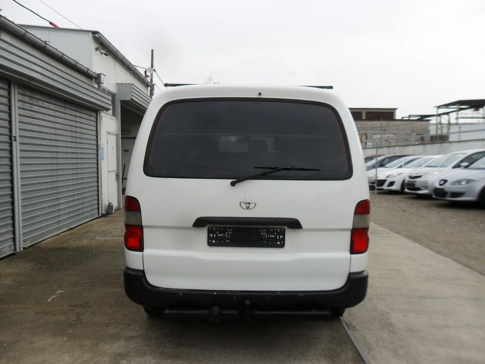 Toyota Hiace 2, 5-D4D-ТОВАРЕН- - изображение 9