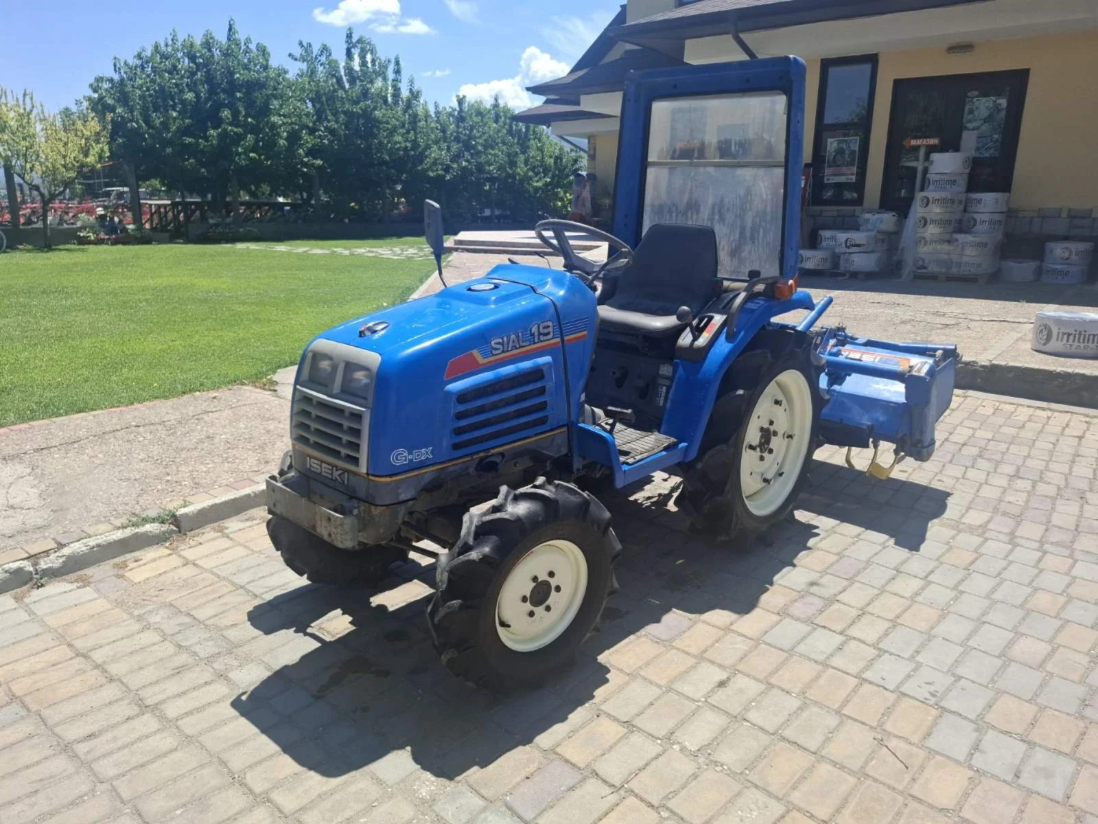 Трактор ISEKI Iseki Sial 19, 4 x 4., снимка 2 - Селскостопанска техника - 55297153