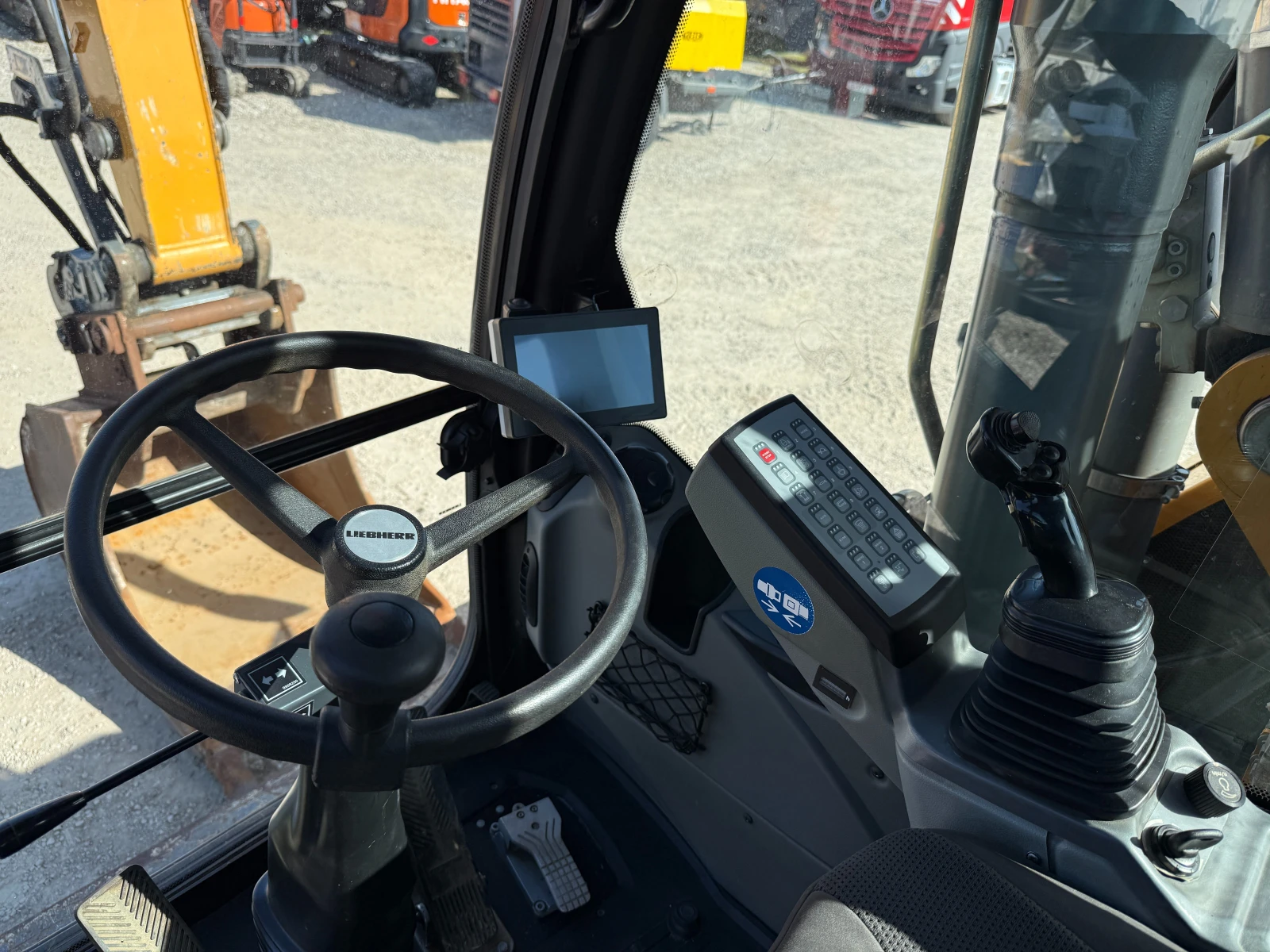 ����� Liebherr A 916 | Mobile.bg � ����������� 12