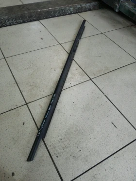 лайсна задна дясна водобранна Опел Астра Н комби