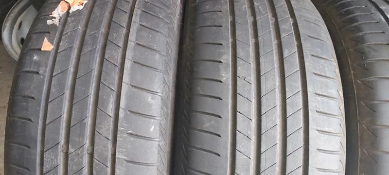 Гуми Летни 225/50R17, снимка 2 - Гуми и джанти - 33538544