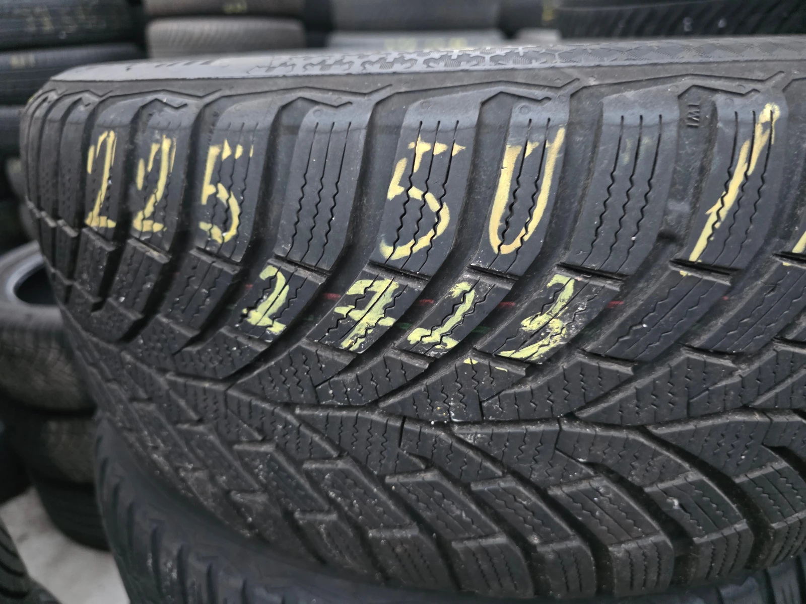 ���� 225/50R17 | Mobile.bg � ����������� 10