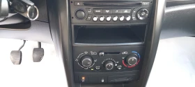 Peugeot 207 1.4i РЕАЛ КМ ИЗКЛЮЧИТЕЛНO СЕРВИ КНИЖК УНИКТ ОБСЛУЖ, снимка 12