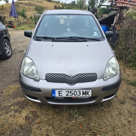 Toyota Yaris  - изображение 1