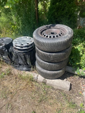 VW Golf 1.4 75PS с регистрация - 2790 € / 5456.77 лв. - 32032438 9