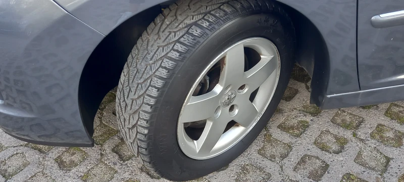 Peugeot 207 1.4i ИЗКЛЮЧИТЕЛНO СЕРВИЗ КНИЖК УНИКТ ОБСЛУЖН КЛИМА, снимка 6 - Автомобили и джипове - 23630693