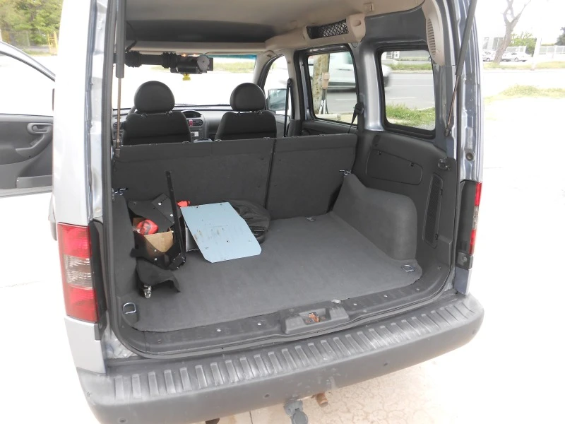 Opel Combo 1.3d-Automat-Euro-4, снимка 11 - Автомобили и джипове - 45507779