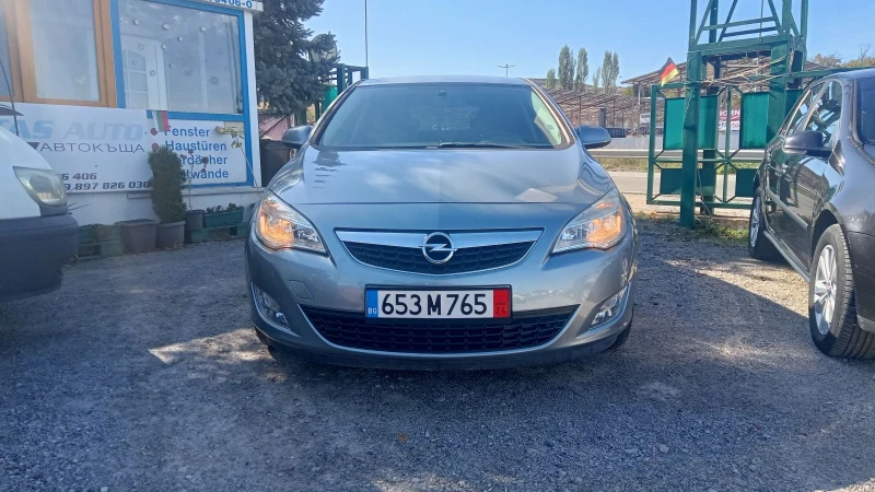 Opel Astra 1.7CDTi- Navi, снимка 1 - Автомобили и джипове - 46356029