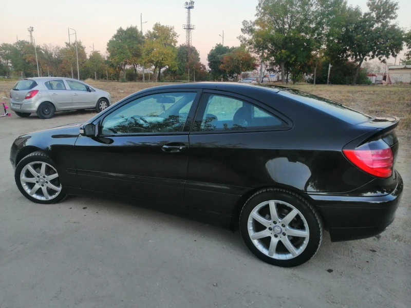 Mercedes-Benz C 180 2.0 Клима ^^ Топ ^^, снимка 5 - Автомобили и джипове - 47379581