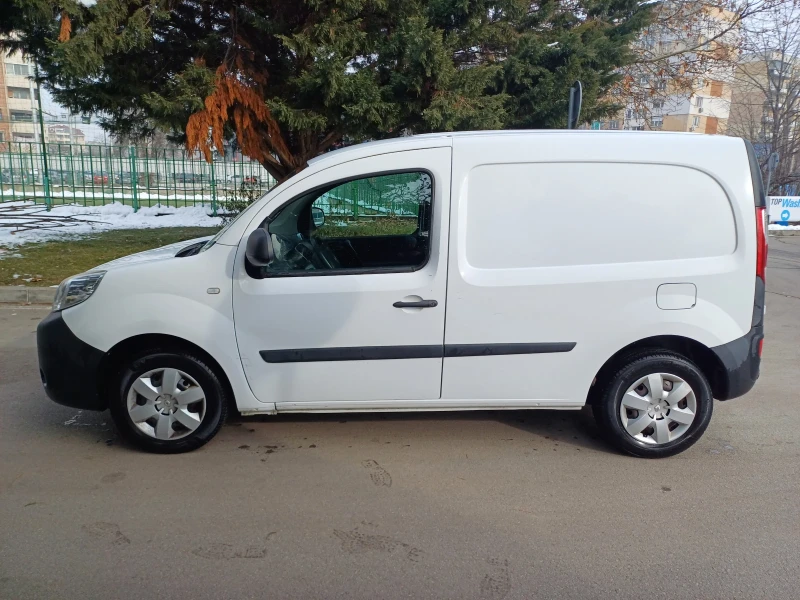 Renault Kangoo 1.5 DCI, снимка 8 - Автомобили и джипове - 48758081