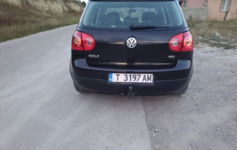 VW Golf 1.9 tdi, снимка 2 - Автомобили и джипове - 48847945