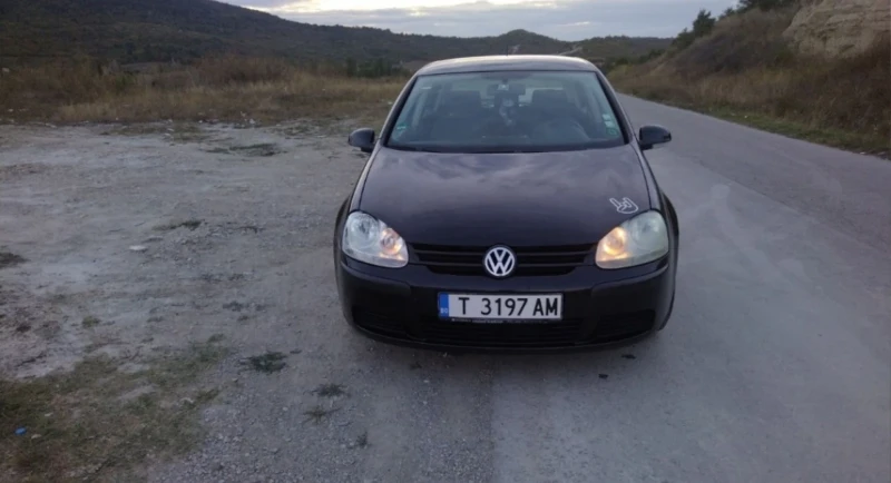 VW Golf 1.9 tdi, снимка 1 - Автомобили и джипове - 48847945