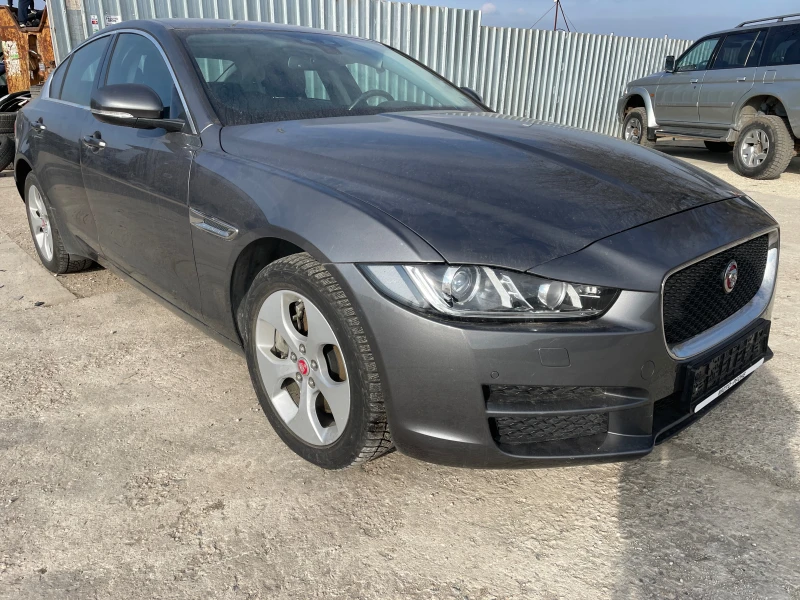 Jaguar XE 2.0 AWD, снимка 2 - Автомобили и джипове - 49262300