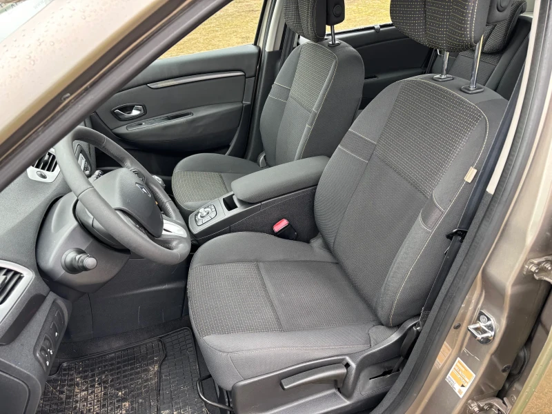 Renault Scenic 1.4-131кс, снимка 7 - Автомобили и джипове - 49291566