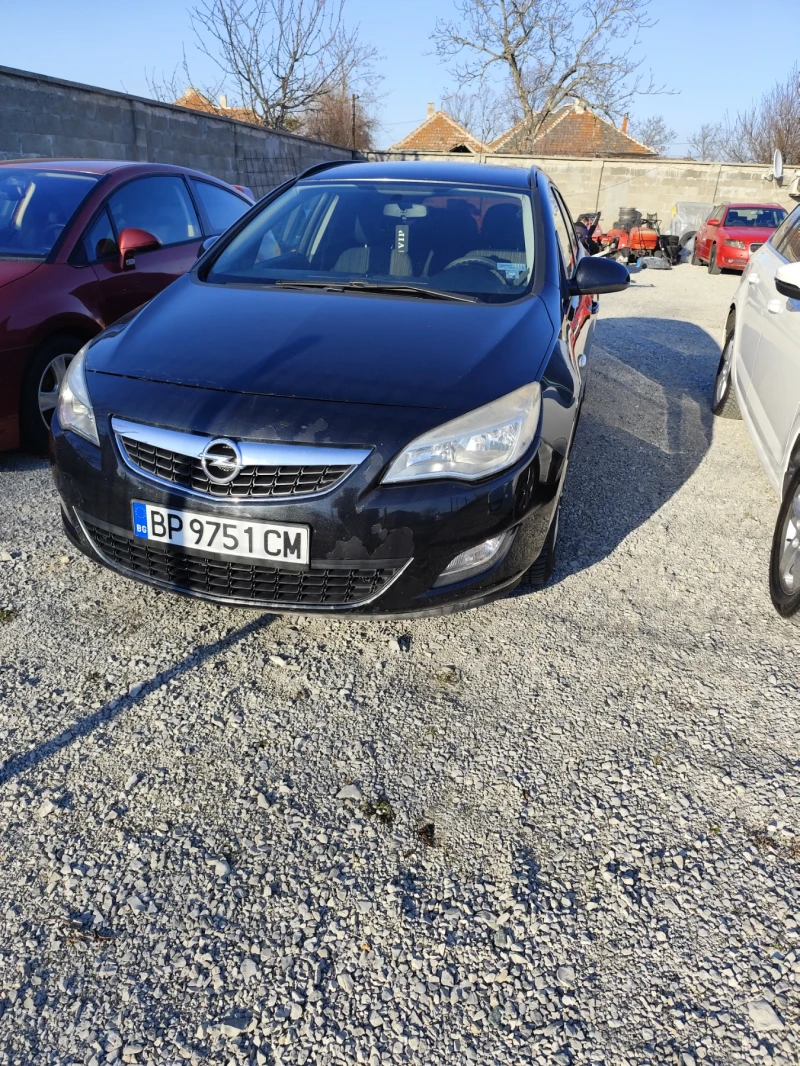 Opel Astra 1.3 CDTI, снимка 1 - Автомобили и джипове - 49361959