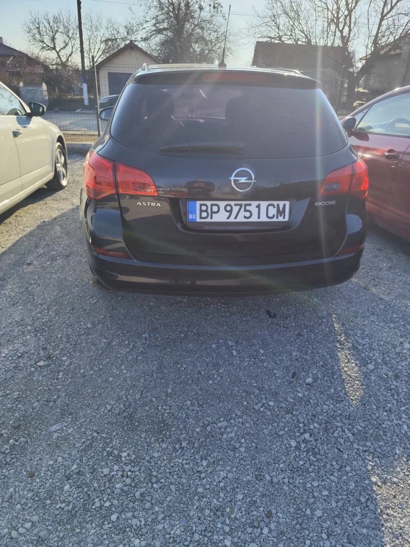 Opel Astra 1.3 CDTI, снимка 4 - Автомобили и джипове - 49361959