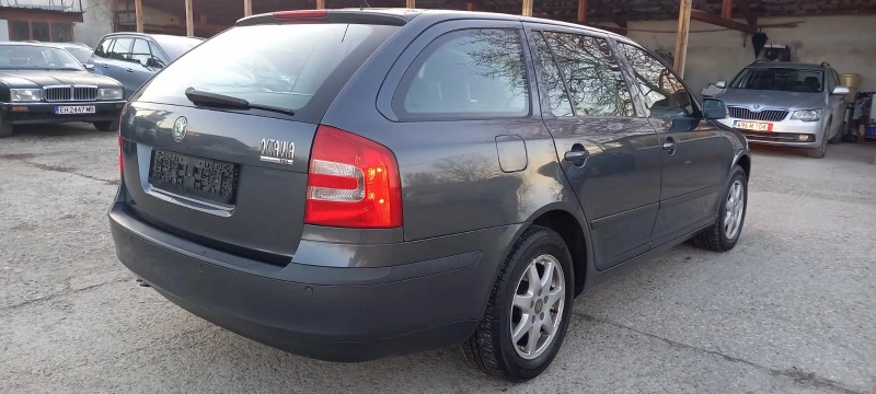 Skoda Octavia 1.9TDI 105к.с. Автоматик Швейцария, снимка 7 - Автомобили и джипове - 49509036