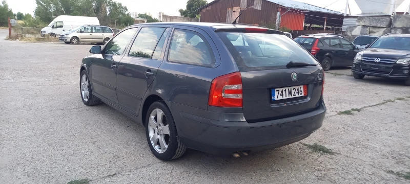 Skoda Octavia 1.9TDI 105к.с. Автоматик Швейцария, снимка 6 - Автомобили и джипове - 52606305
