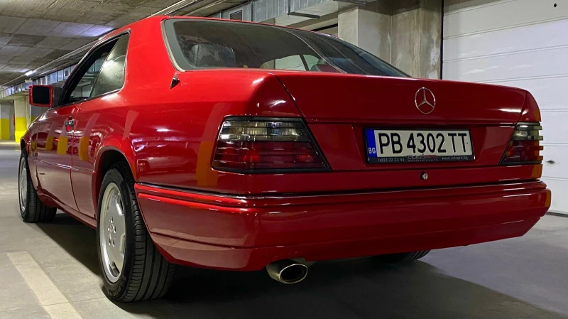 Mercedes-Benz E 200, снимка 12 - Автомобили и джипове - 52206403