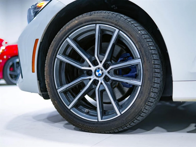 BMW 330 * HARMON&KARDON* * HeadUp* AвтоКредит* (ЦЕНА ДО БГ, снимка 7 - Автомобили и джипове - 53433920