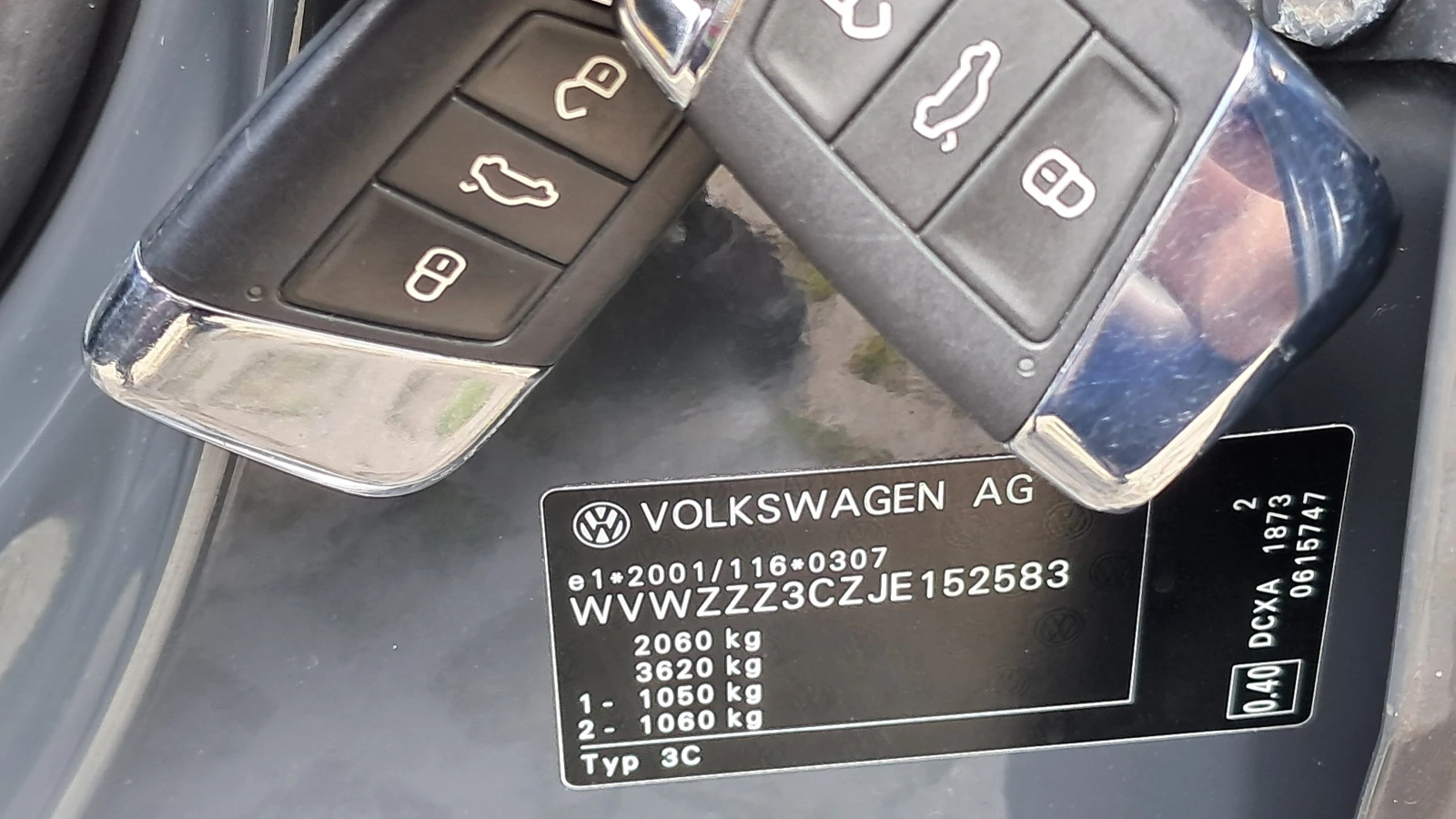 VW Passat FULL РЕАЛ КМ ИЗКЛЮЧИТЕЛЕН СЕРВИ КНИЖК ОБСЛУЖ УНИКТ, снимка 16 - Автомобили и джипове - 23630693