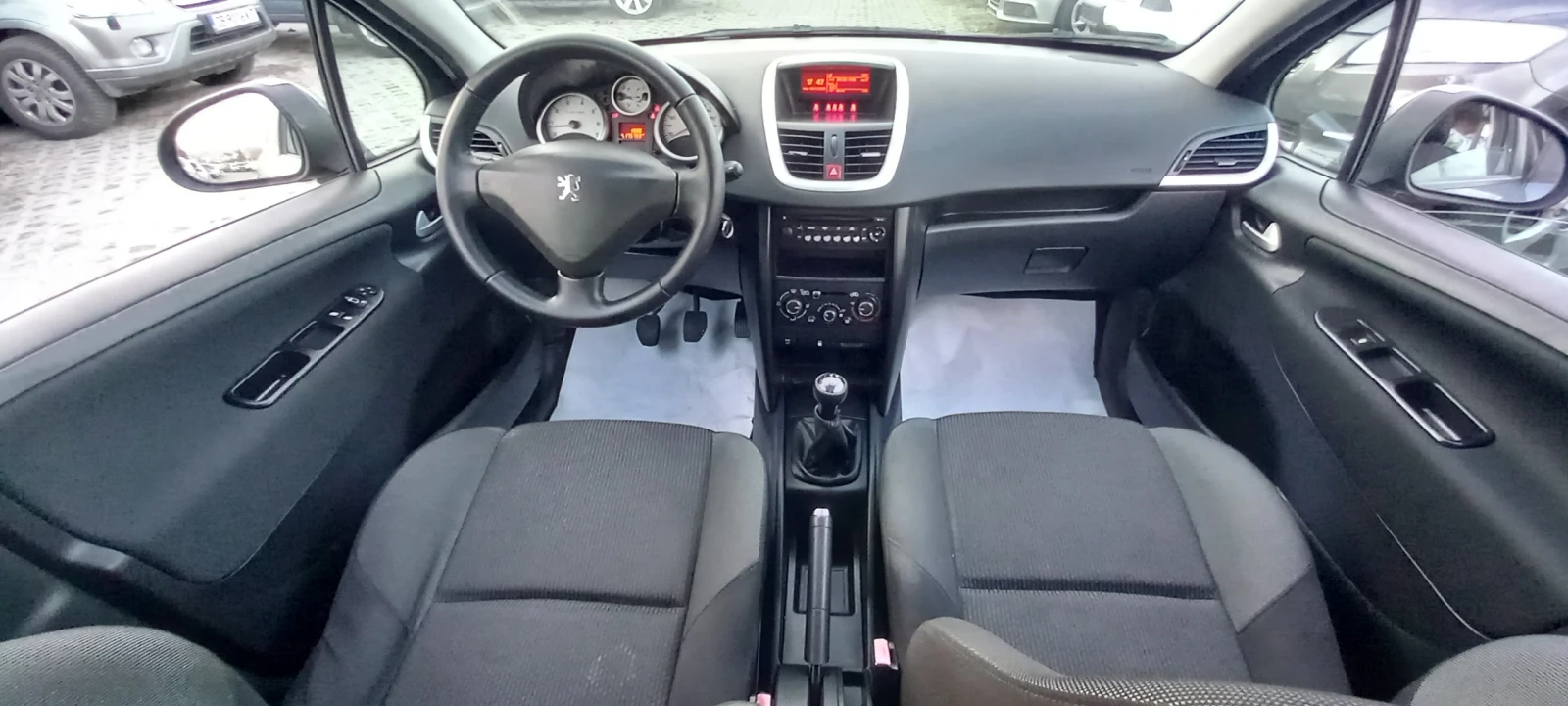 Peugeot 207 1.4i ИЗКЛЮЧИТЕЛНO СЕРВИЗ КНИЖК УНИКТ ОБСЛУЖН КЛИМА - изображение 9