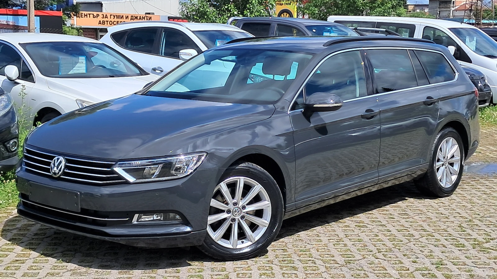 VW Passat FULL РЕАЛ КМ ИЗКЛЮЧИТЕЛЕН СЕРВИ КНИЖК ОБСЛУЖ УНИКТ