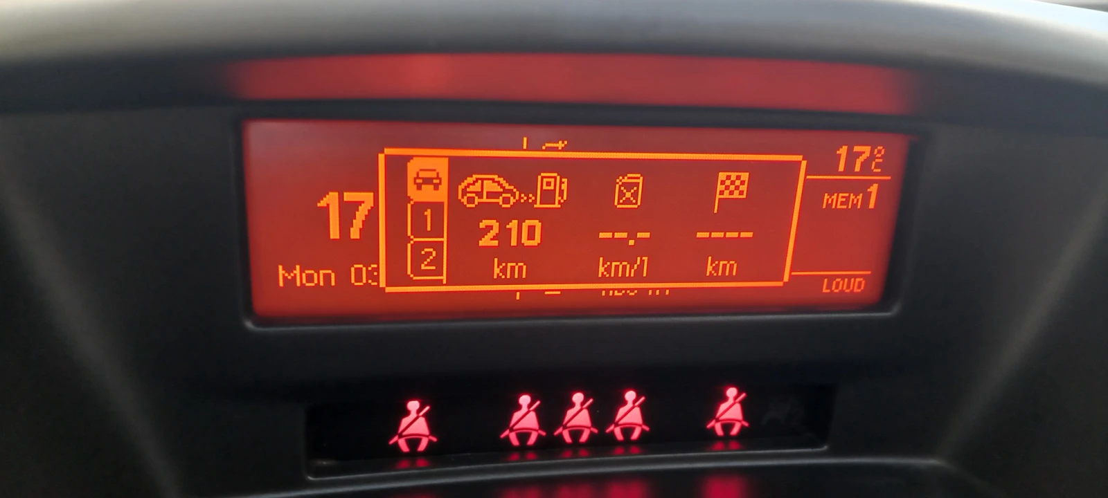 Peugeot 207 1.4i O      | Mobile.bg   13