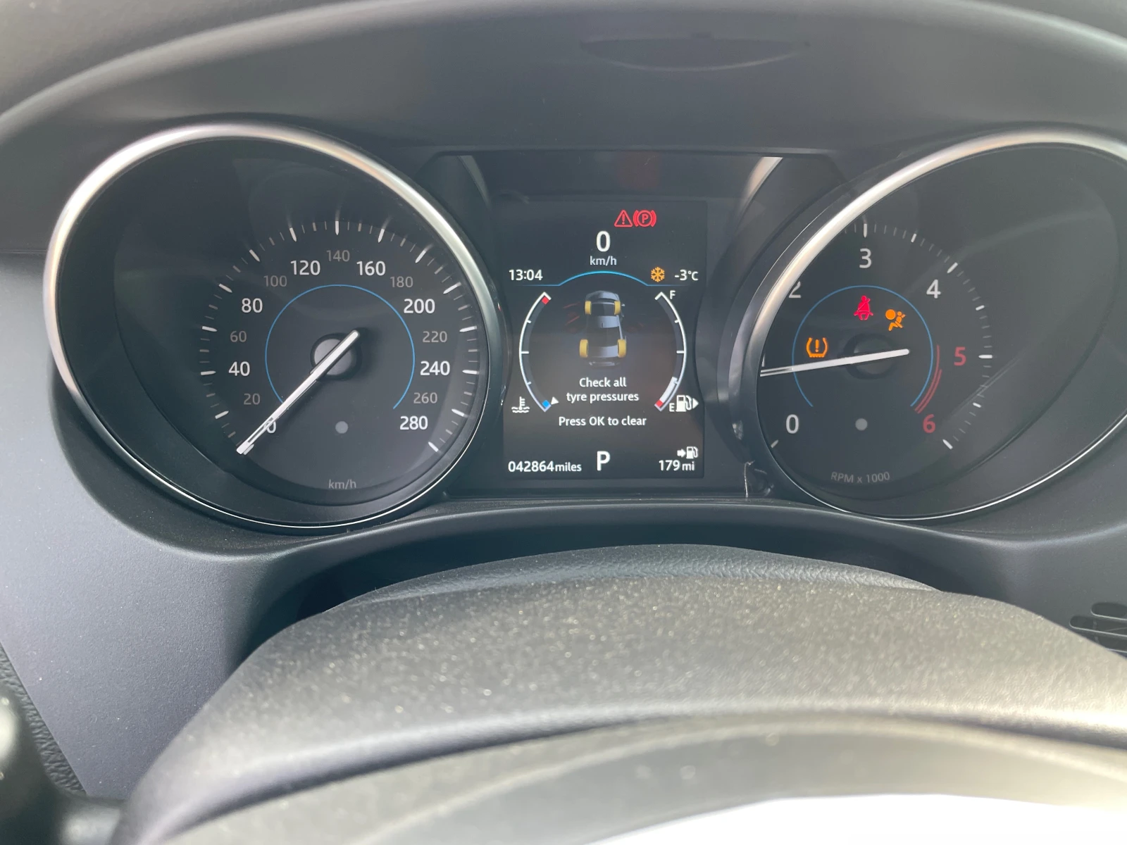 Jaguar XE 2.0 AWD | Mobile.bg   11