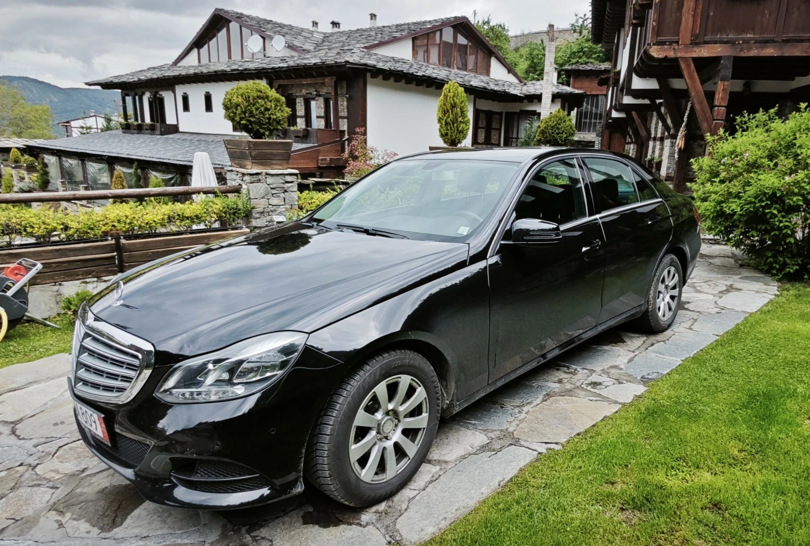 Mercedes-Benz E 200 Blue Efficiency, Face!!! Отлична!!! - изображение 5