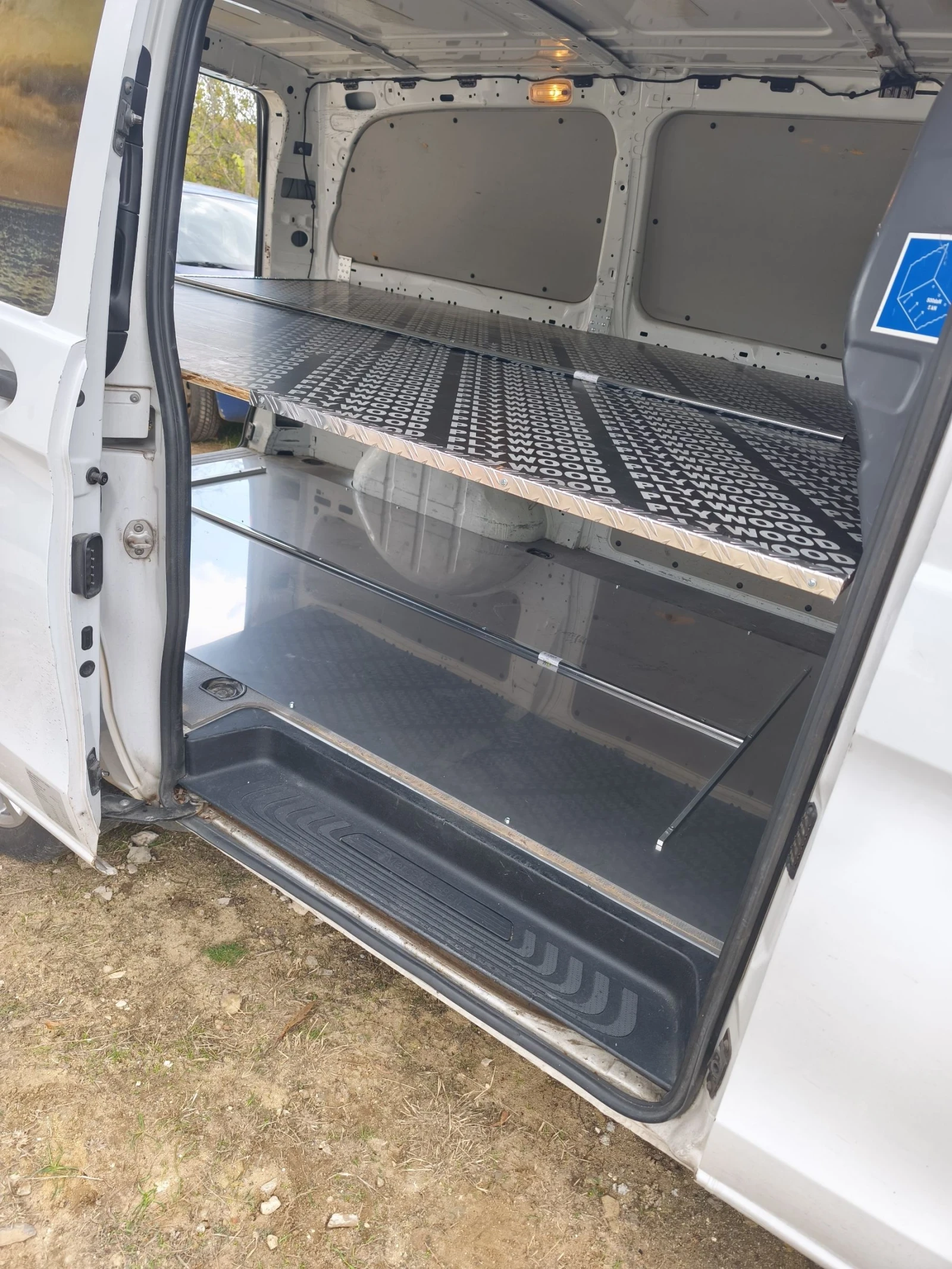 Mercedes-Benz 111 Катафалка  | Mobile.bg — изображение 9