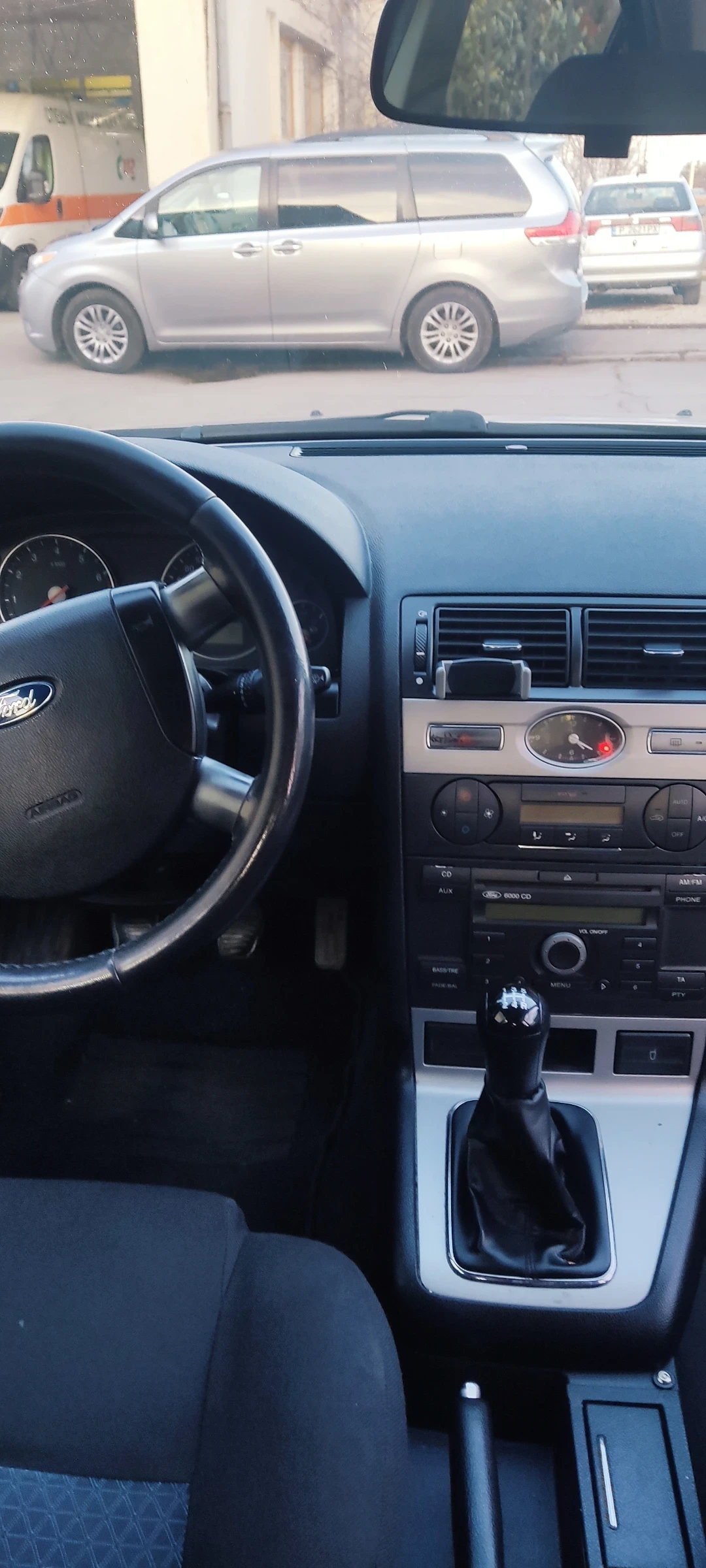 Ford Mondeo  - изображение 4