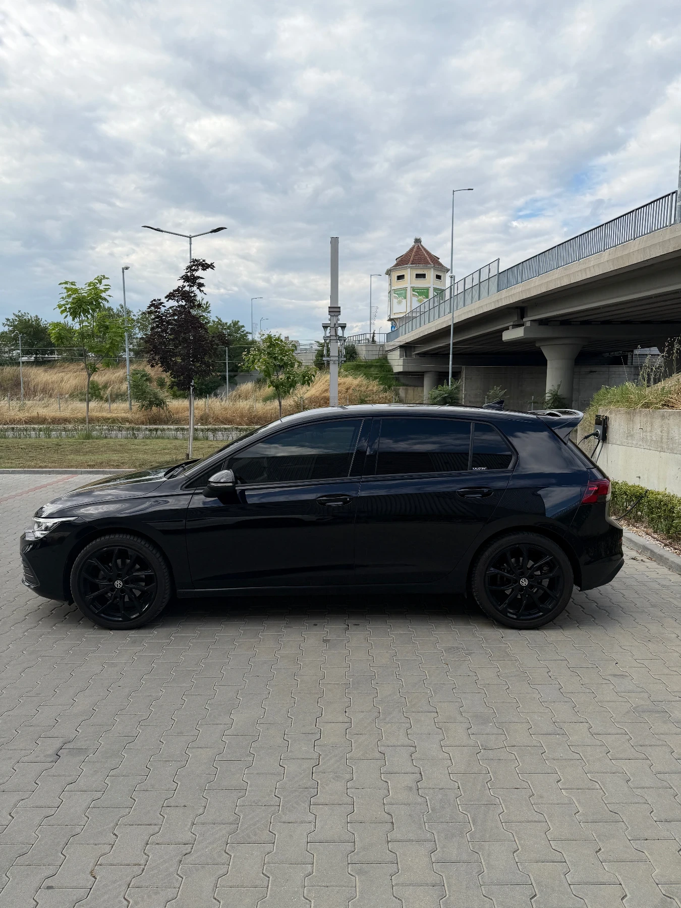 VW Golf 8 | 2.0TDI | DSG | 150КС. | 118хил. km | , снимка 4 - Автомобили и джипове - 55005289