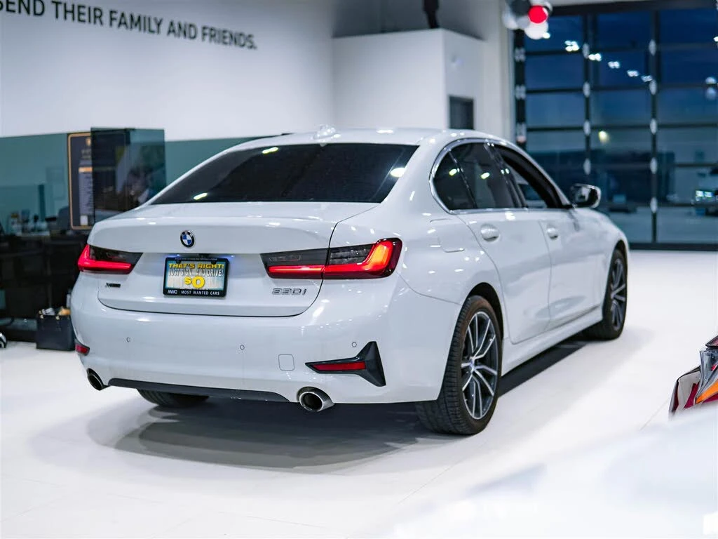 BMW 330 * HARMON&KARDON* * HeadUp* AвтоКредит* (ЦЕНА ДО БГ - изображение 5